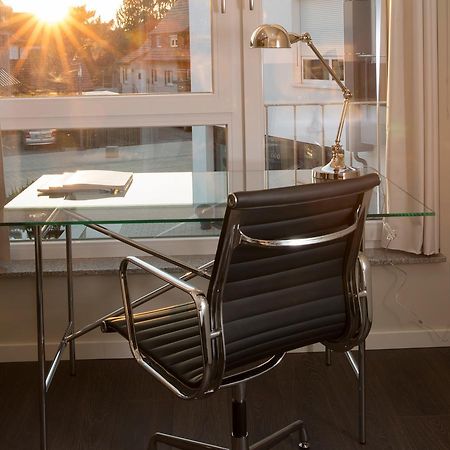 Logis First Class Business Suites Renningen Eksteriør bilde